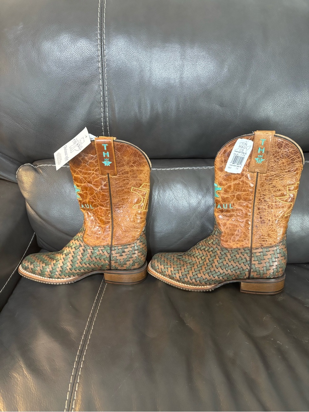 Tin Haul Brown Leather Cowboy Boots with Teal weave and Stitching size 7.5 NWT - Picture 4 of 8